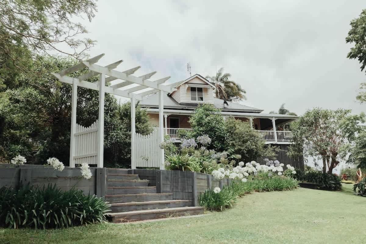 Luxe Hinterland Stay, Eastnor At Montville Estate Esterno foto